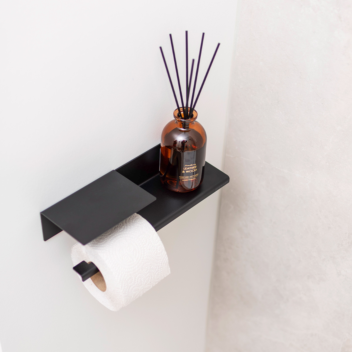 RUBY toilet roll holder